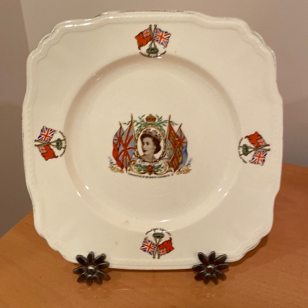 Queen Elizabeth II Coronation China Plate/Alfred Meaken